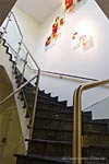 Wandbild im Treppenhaus - Wandinstallation - Kunstwerk Wand